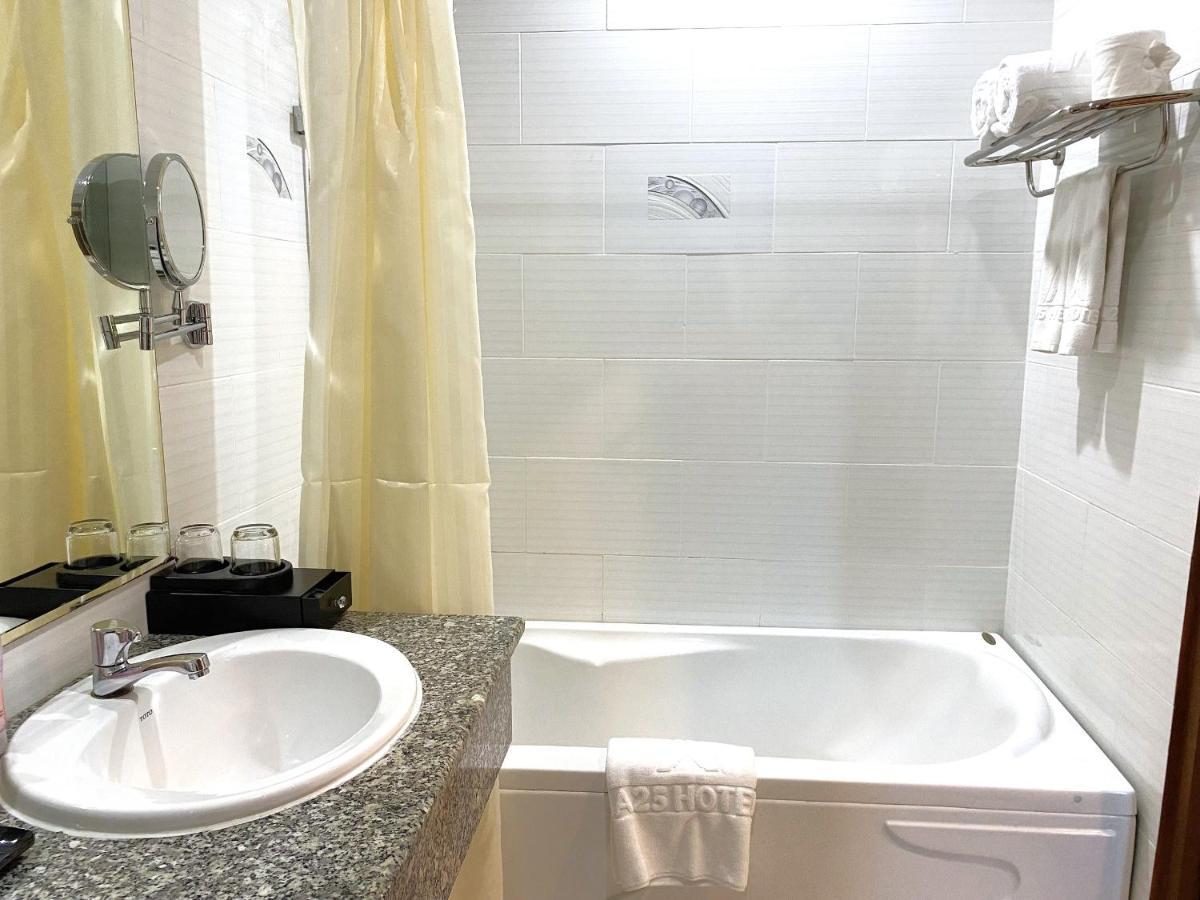 Khách sạn A25 29 Bùi Thị Xuân 3*