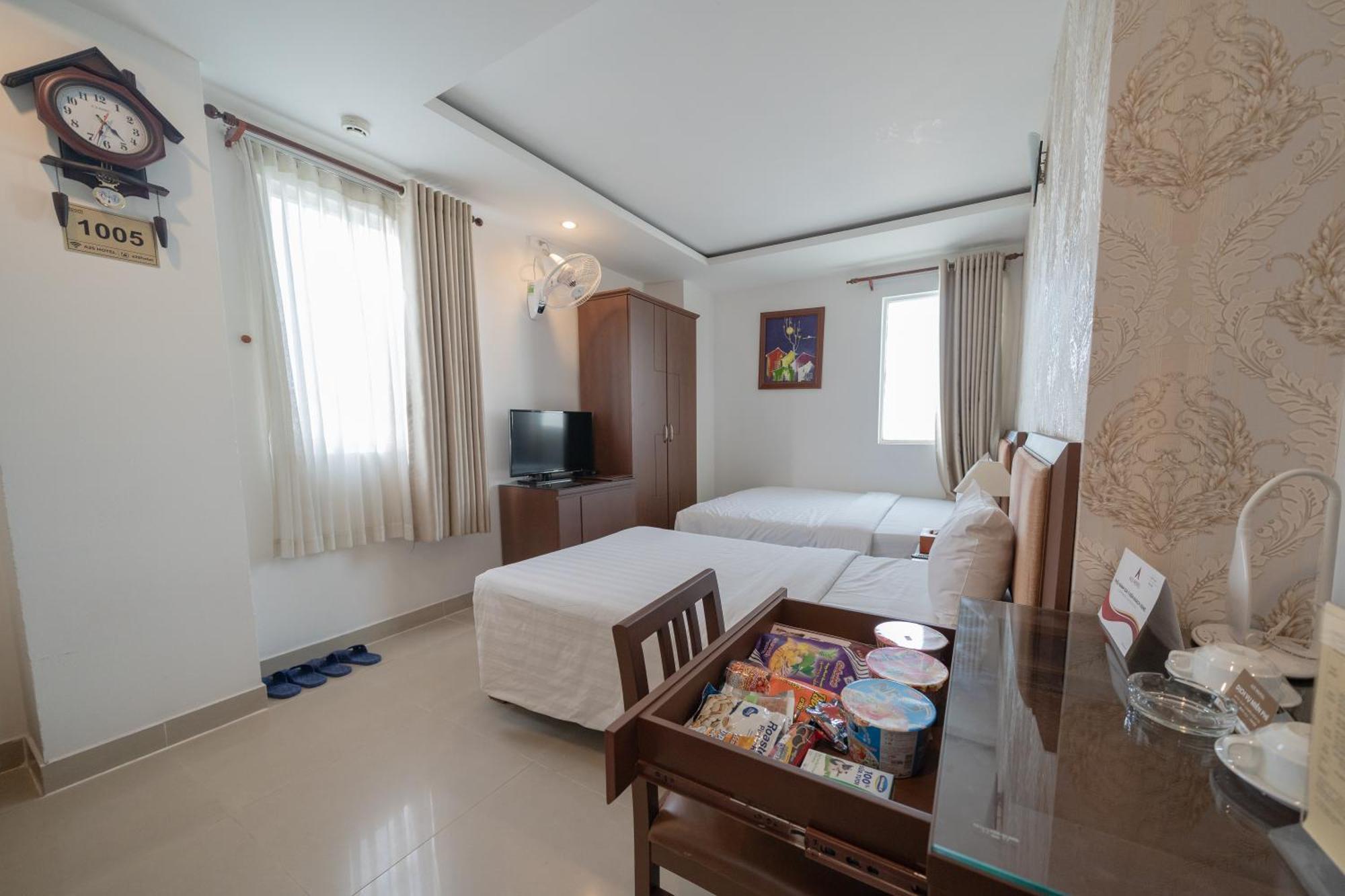 Khách sạn A25 29 Bùi Thị Xuân